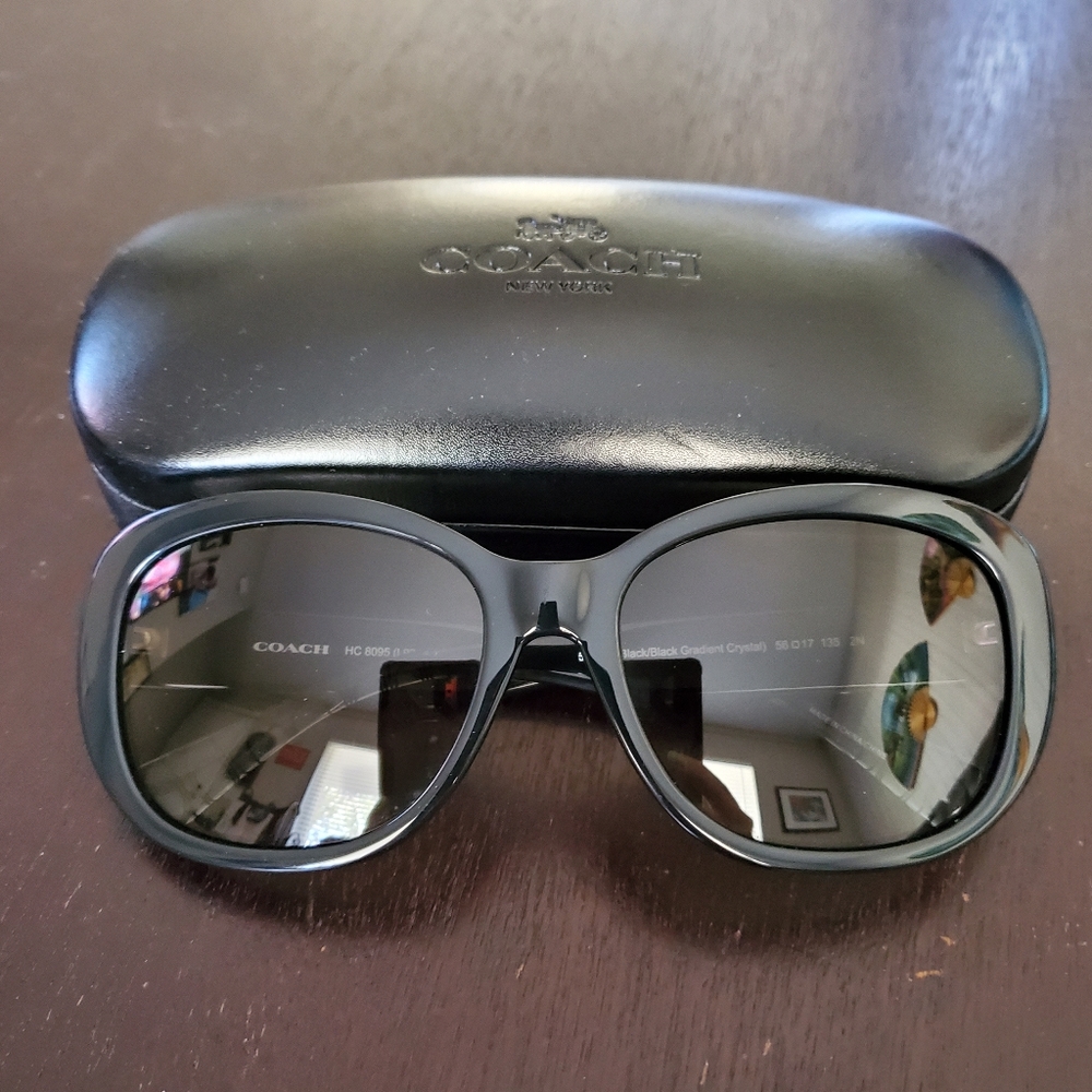 *SOLD* Coach Sunglasses Bernice Black Gradient